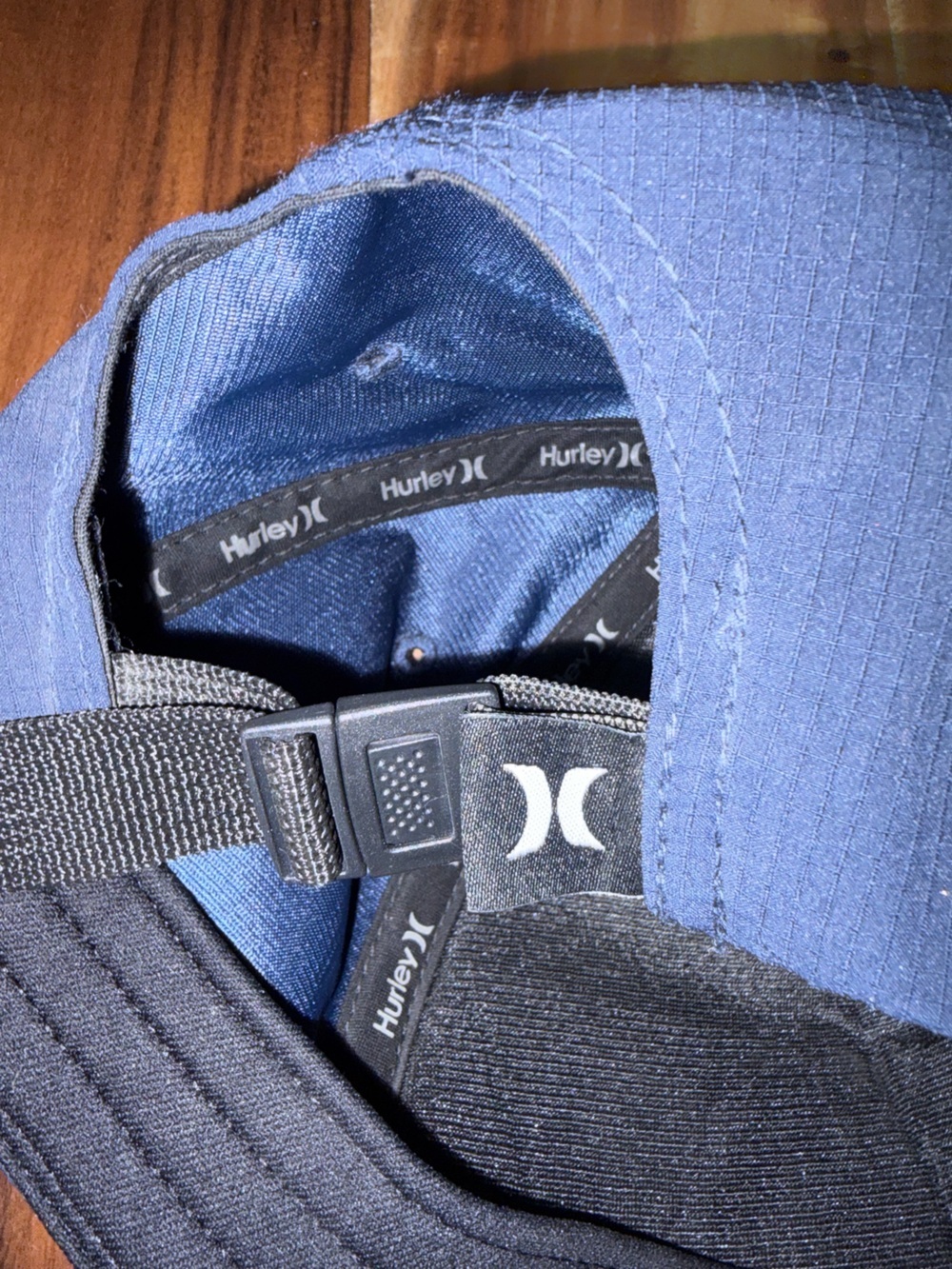 Hurley Nike Dry-Fit Navy Blue Embroidered Logo Adjustable Hat - Picture 3 of 5